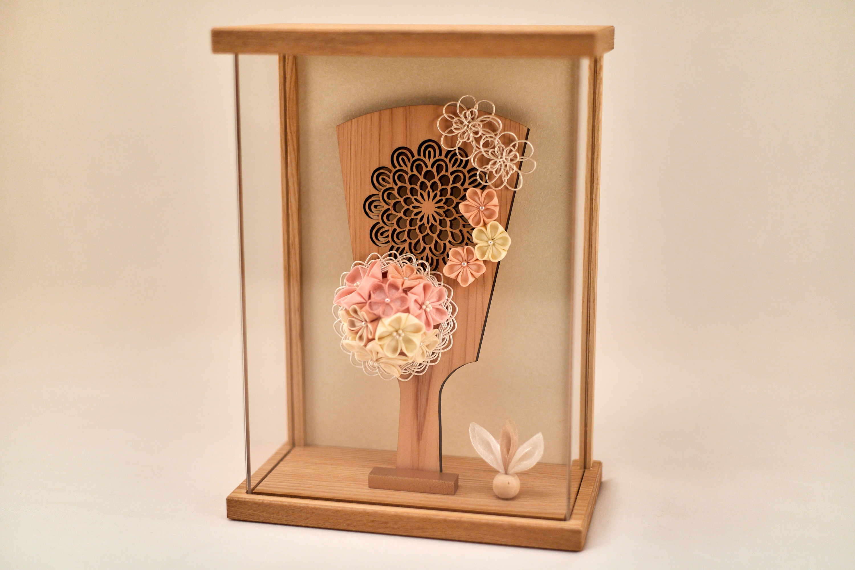 つまみ細工羽子板飾りナチュラルピンク 羽子板 茨城県 ひたちなか市 節句人形専門店 人形の桜井 水戸市 那珂市 東海村 日立市 常陸太田市 常陸大宮市 笠間市 大子町 大洗町 城里町 高萩市 北茨城市 鉾田市 茨城町 小美玉市 石岡市 桜川市