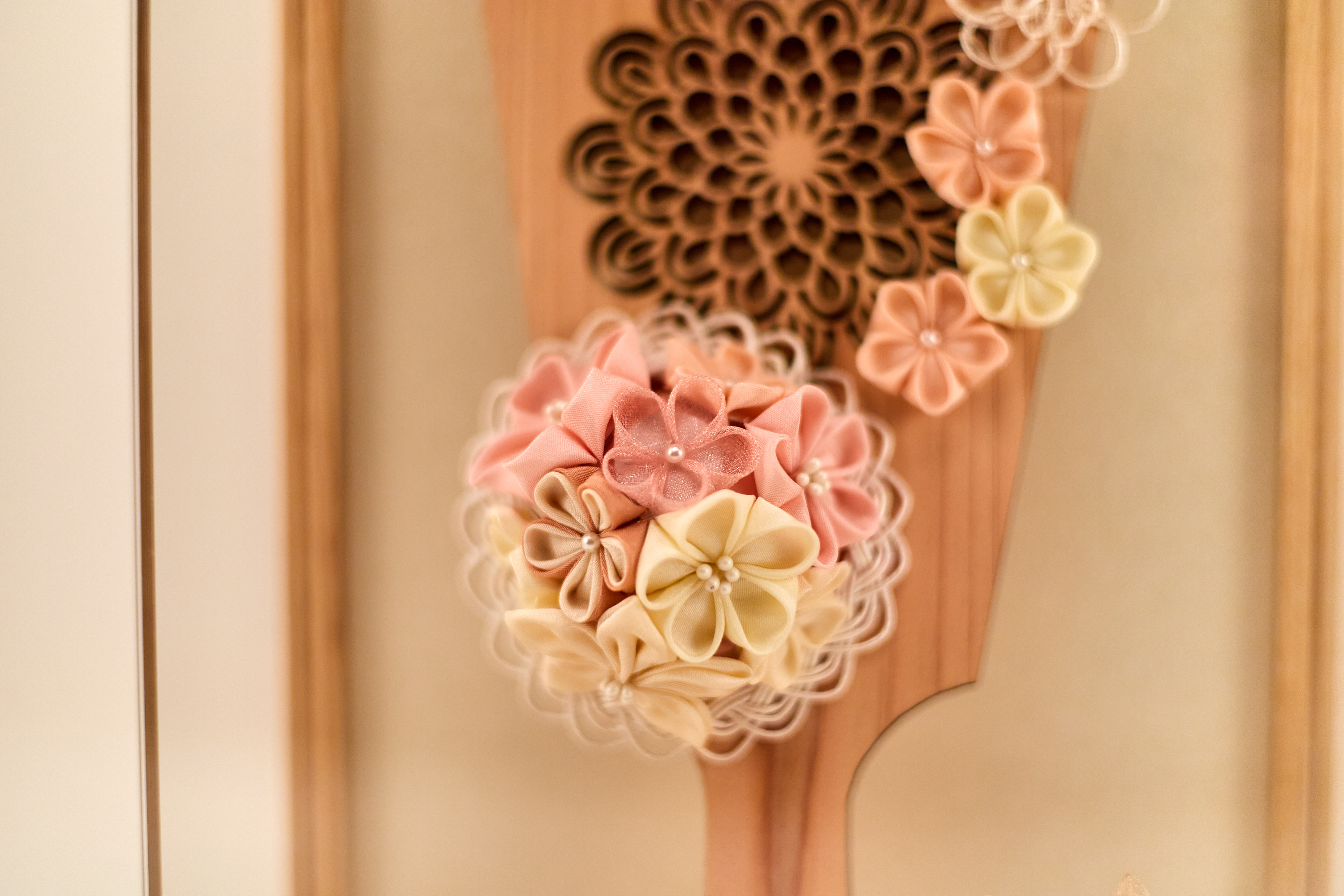 つまみ細工羽子板飾りナチュラルピンク 羽子板 茨城県 ひたちなか市 節句人形専門店 人形の桜井 水戸市 那珂市 東海村 日立市 常陸太田市 常陸大宮市 笠間市 大子町 大洗町 城里町 高萩市 北茨城市 鉾田市 茨城町 小美玉市 石岡市 桜川市