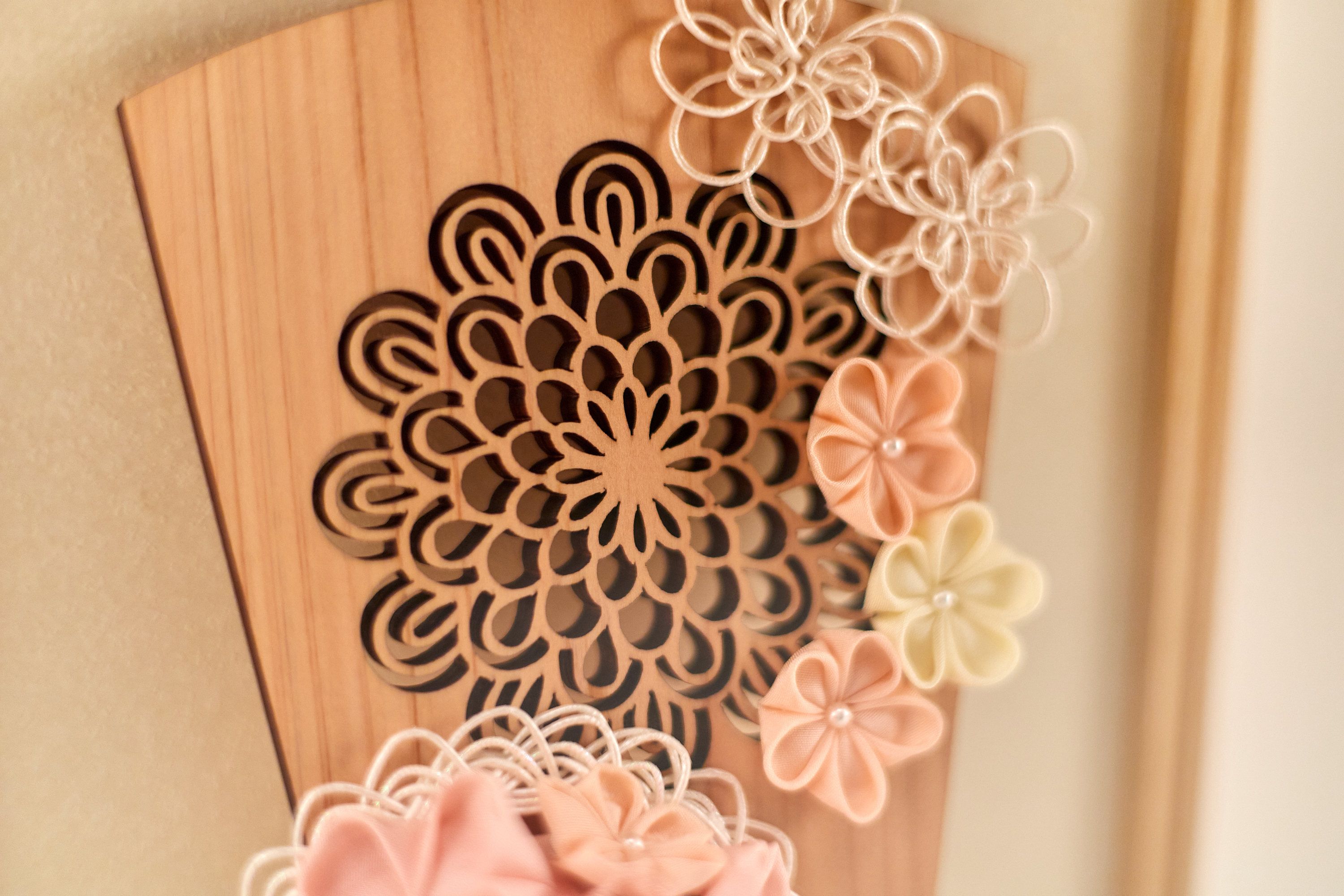 つまみ細工羽子板飾りナチュラルピンク 羽子板 茨城県 ひたちなか市 節句人形専門店 人形の桜井 水戸市 那珂市 東海村 日立市 常陸太田市 常陸大宮市 笠間市 大子町 大洗町 城里町 高萩市 北茨城市 鉾田市 茨城町 小美玉市 石岡市 桜川市