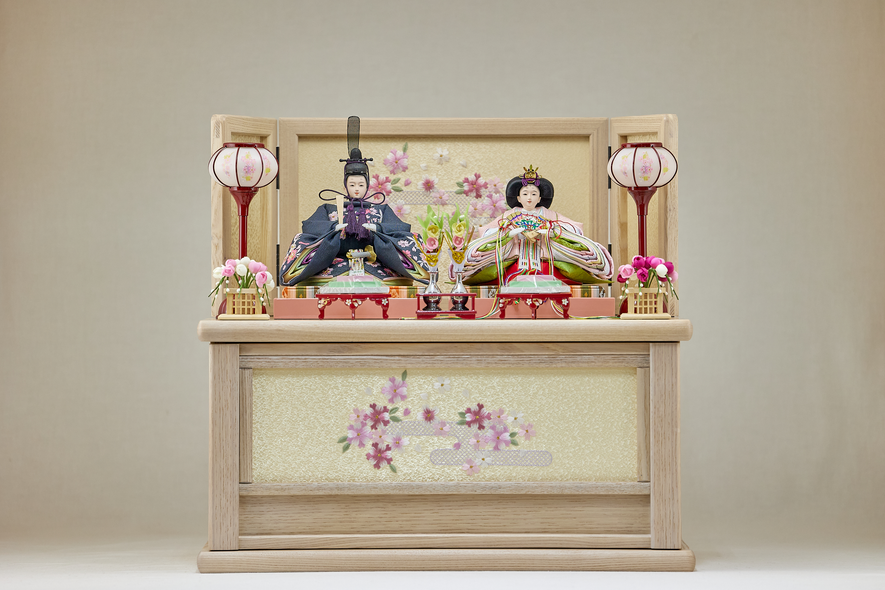 桜刺繍親王収納飾り 雛人形 茨城県 ひたちなか市 節句人形専門店 人形の桜井 水戸市 那珂市 東海村 日立市 常陸太田市 常陸大宮市 笠間市 大子町 大洗町 城里町 高萩市 北茨城市 鉾田市 茨城町 小美玉市 石岡市 桜川市