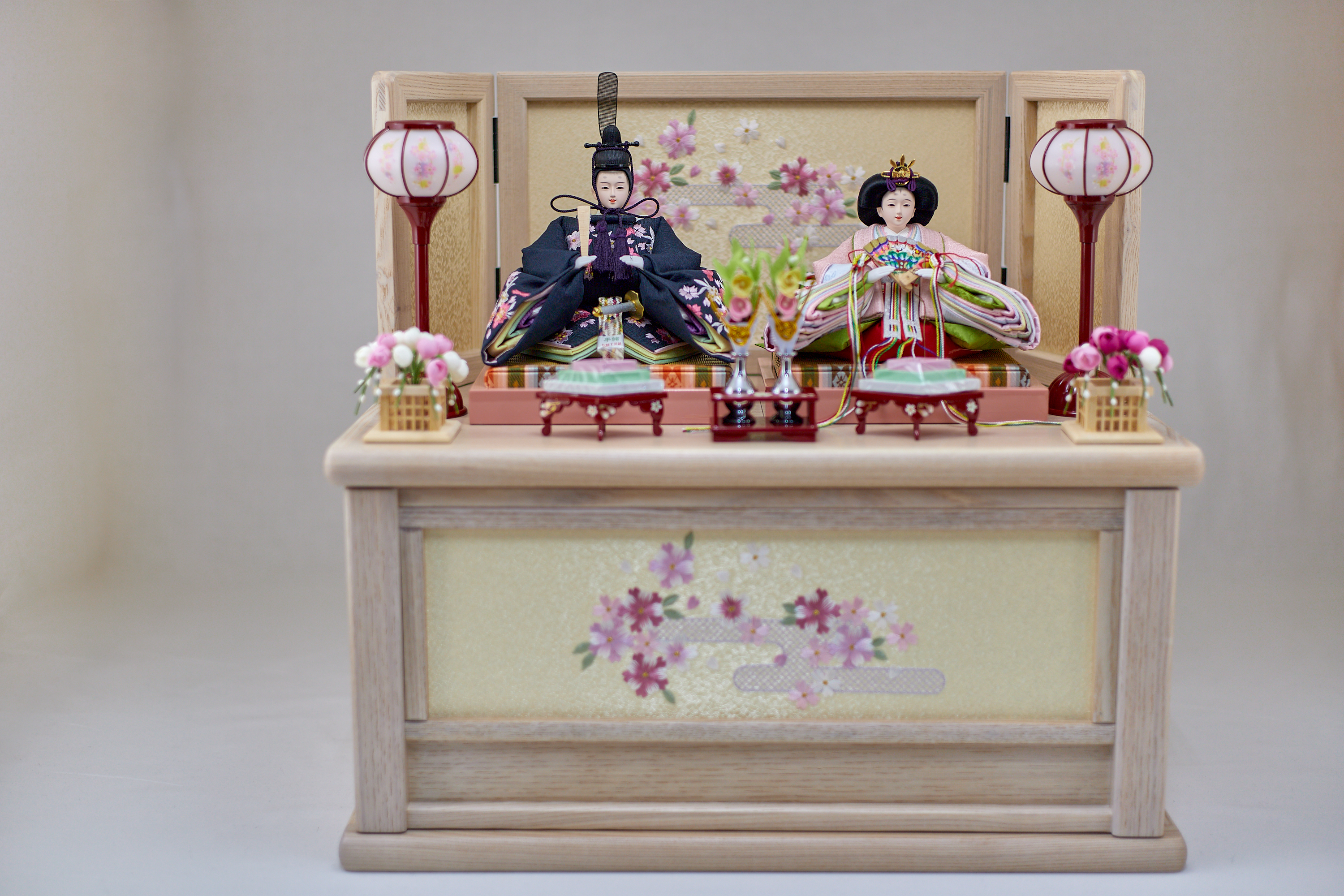 桜刺繍親王収納飾り 雛人形 茨城県 ひたちなか市 節句人形専門店 人形の桜井 水戸市 那珂市 東海村 日立市 常陸太田市 常陸大宮市 笠間市 大子町 大洗町 城里町 高萩市 北茨城市 鉾田市 茨城町 小美玉市 石岡市 桜川市