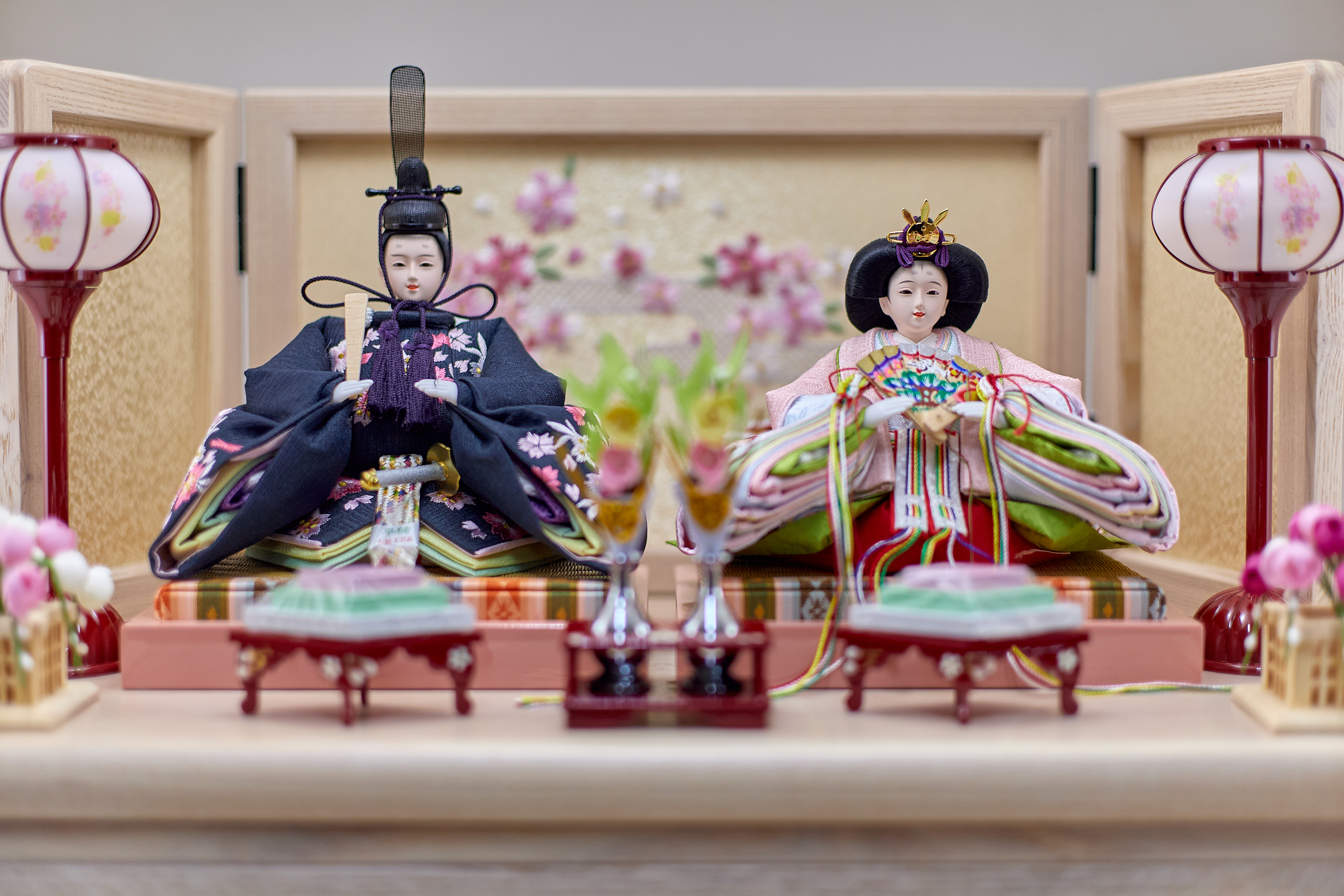 桜刺繍親王収納飾り 雛人形 茨城県 ひたちなか市 節句人形専門店 人形の桜井 水戸市 那珂市 東海村 日立市 常陸太田市 常陸大宮市 笠間市 大子町 大洗町 城里町 高萩市 北茨城市 鉾田市 茨城町 小美玉市 石岡市 桜川市