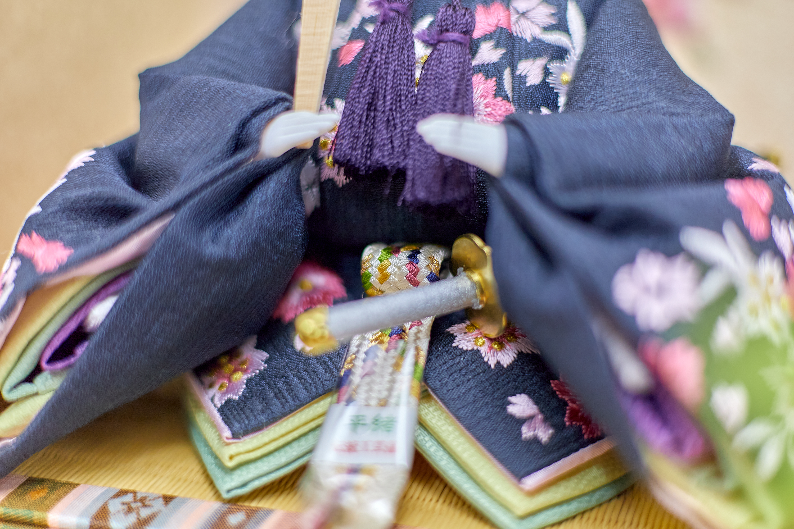 桜刺繍親王収納飾り 雛人形 茨城県 ひたちなか市 節句人形専門店 人形の桜井 水戸市 那珂市 東海村 日立市 常陸太田市 常陸大宮市 笠間市 大子町 大洗町 城里町 高萩市 北茨城市 鉾田市 茨城町 小美玉市 石岡市 桜川市