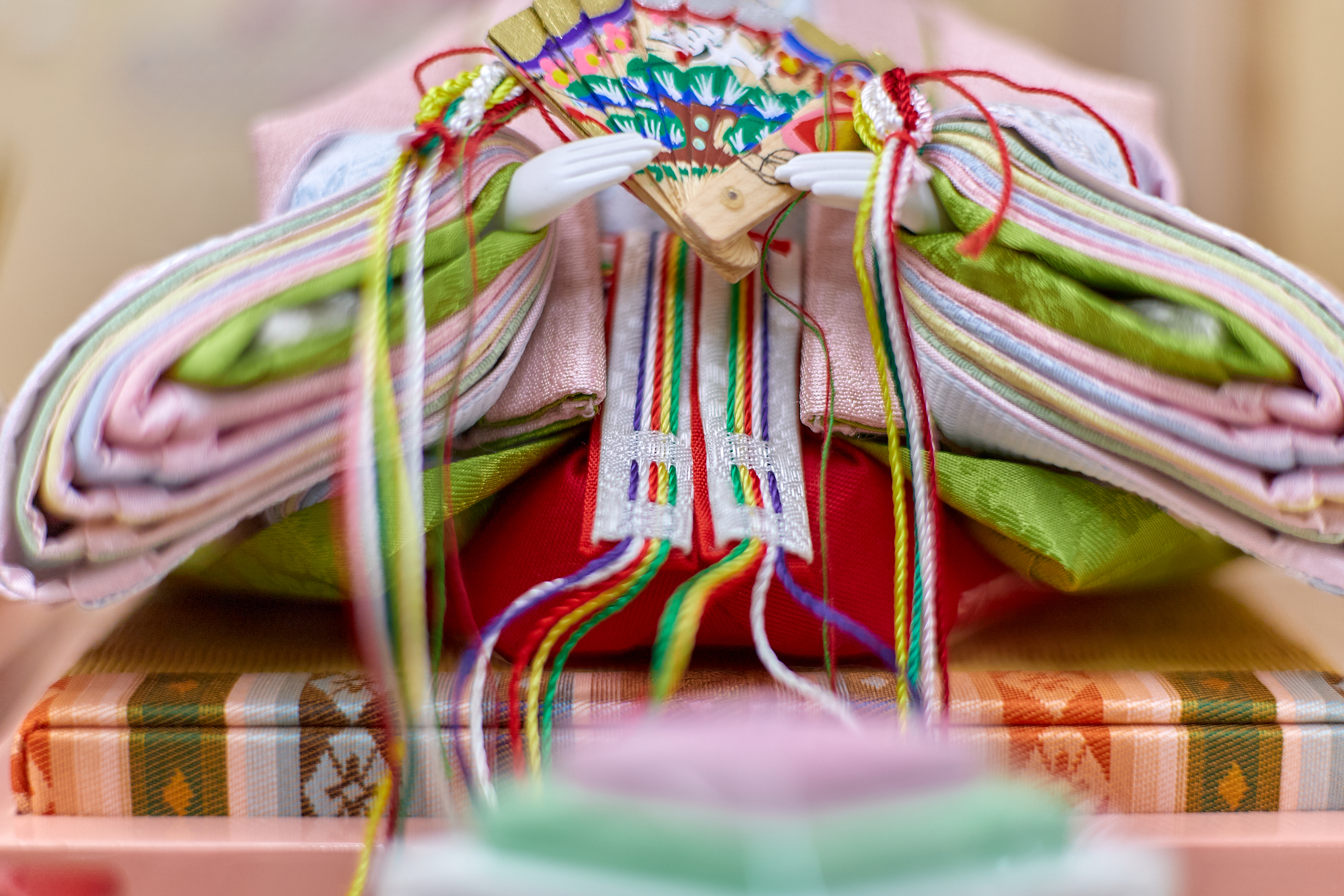 桜刺繍親王収納飾り 雛人形 茨城県 ひたちなか市 節句人形専門店 人形の桜井 水戸市 那珂市 東海村 日立市 常陸太田市 常陸大宮市 笠間市 大子町 大洗町 城里町 高萩市 北茨城市 鉾田市 茨城町 小美玉市 石岡市 桜川市