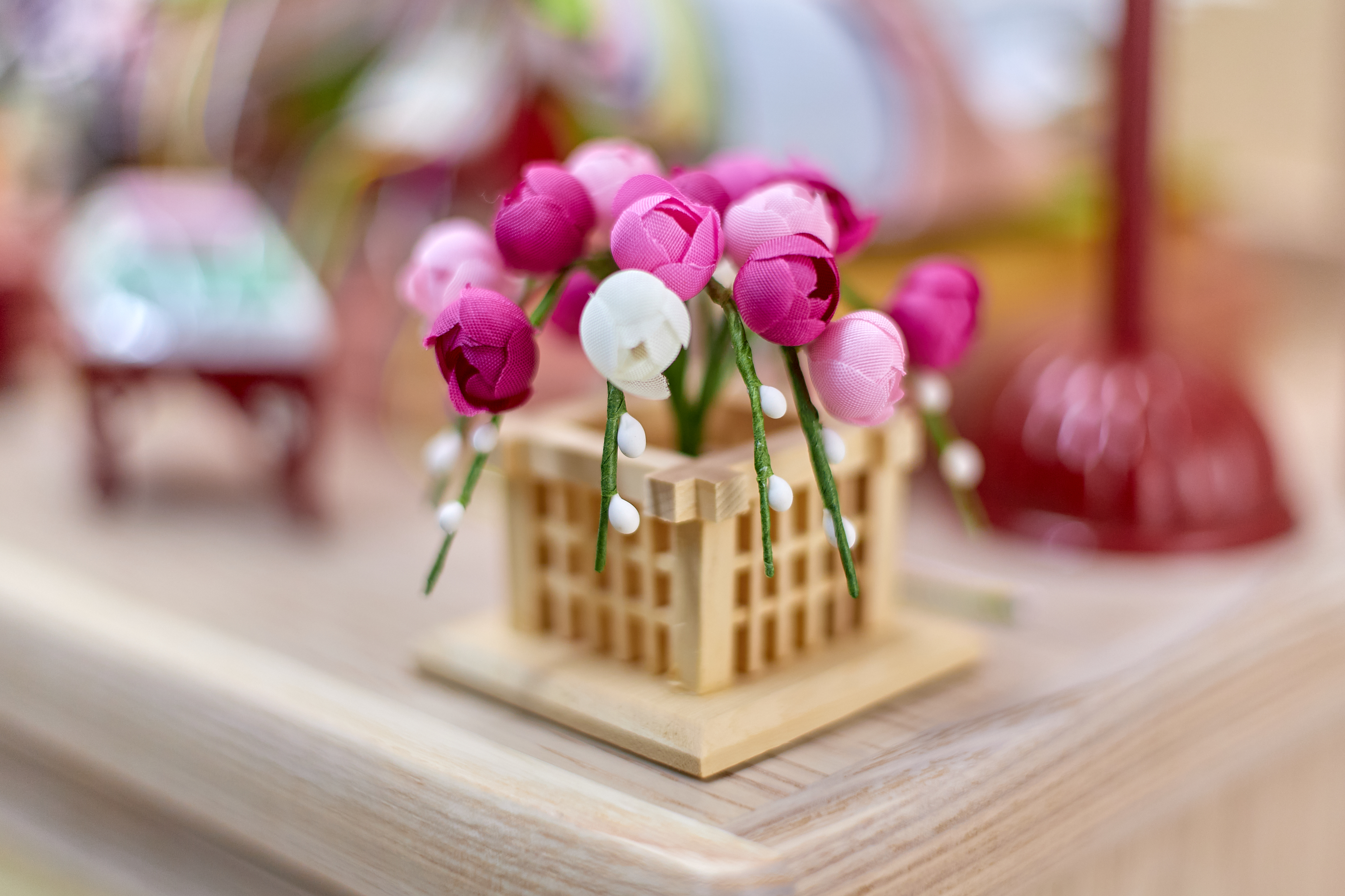 桜刺繍親王収納飾り 雛人形 茨城県 ひたちなか市 節句人形専門店 人形の桜井 水戸市 那珂市 東海村 日立市 常陸太田市 常陸大宮市 笠間市 大子町 大洗町 城里町 高萩市 北茨城市 鉾田市 茨城町 小美玉市 石岡市 桜川市