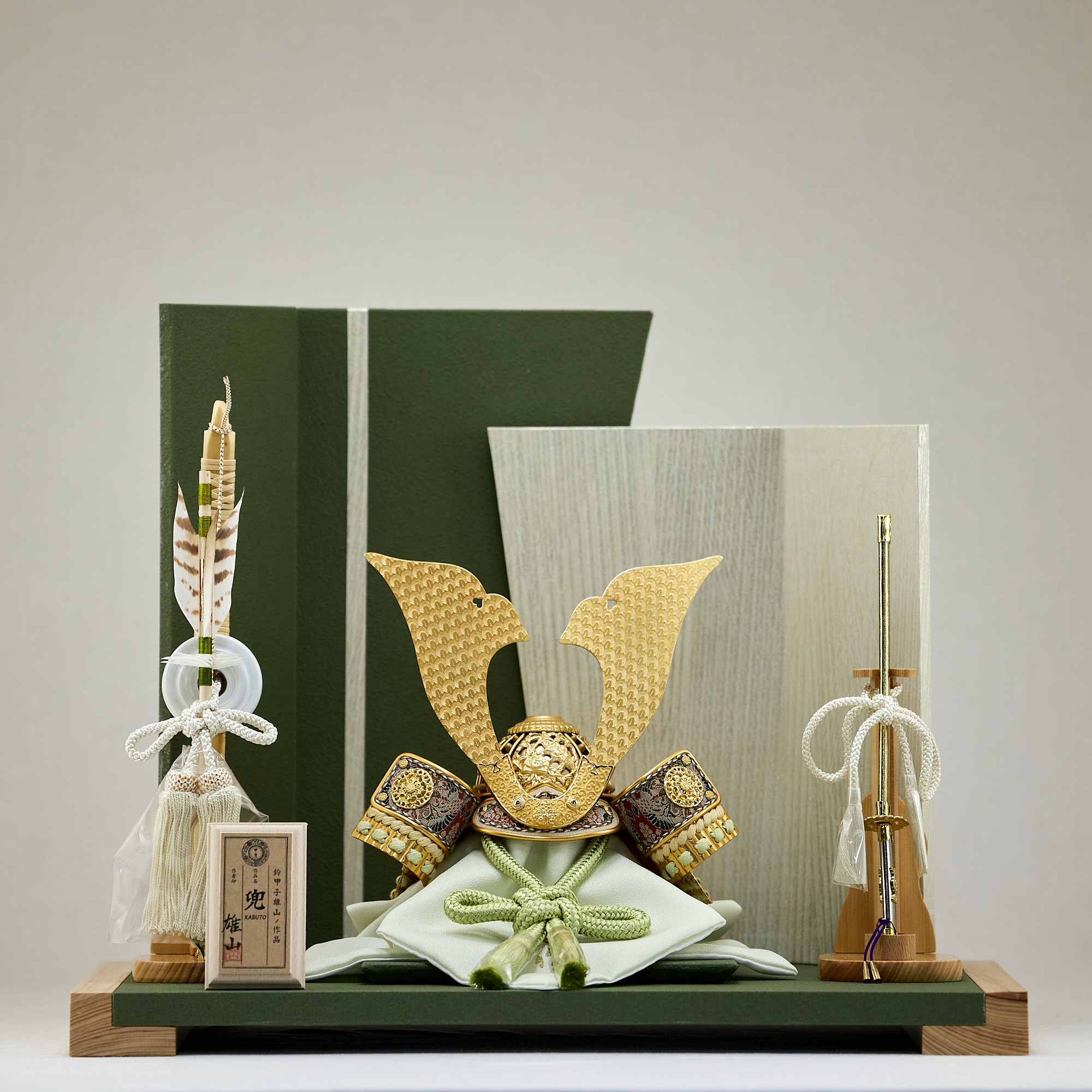 兜飾り 天賦之兜 葵 五月人形 茨城県ひたちなか市 節句人形専門店 人形の桜井 水戸市 那珂市 東海村 日立市 常陸太田市 常陸大宮市 大洗町 茨城町 笠間市 城里町