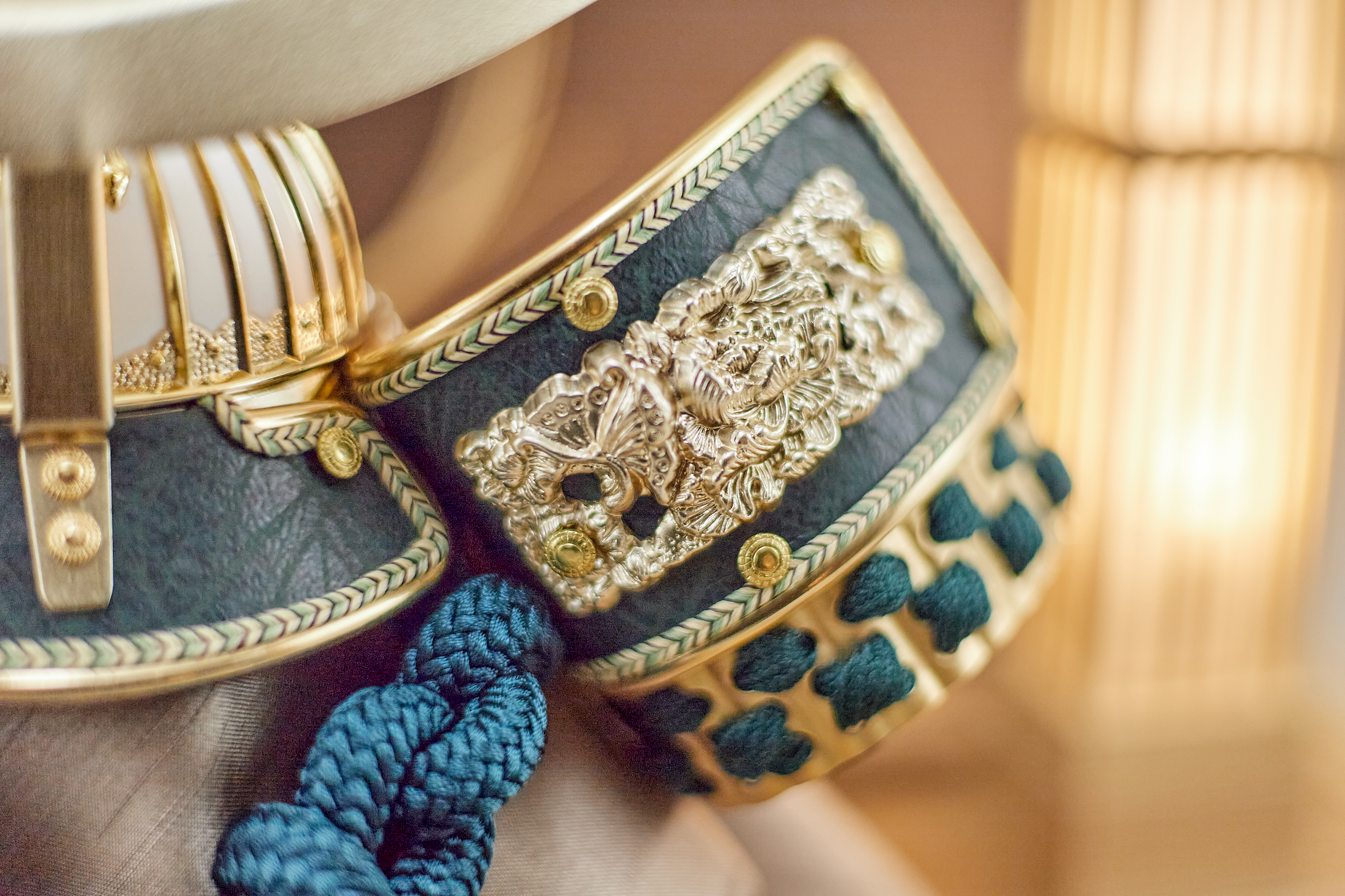 兜飾り 8号伊達兜ケース飾り 五月人形 茨城県ひたちなか市 節句人形専門店 人形の桜井 水戸市 那珂市 東海村 日立市 常陸太田市 常陸大宮市 大洗町 茨城町 笠間市 城里町