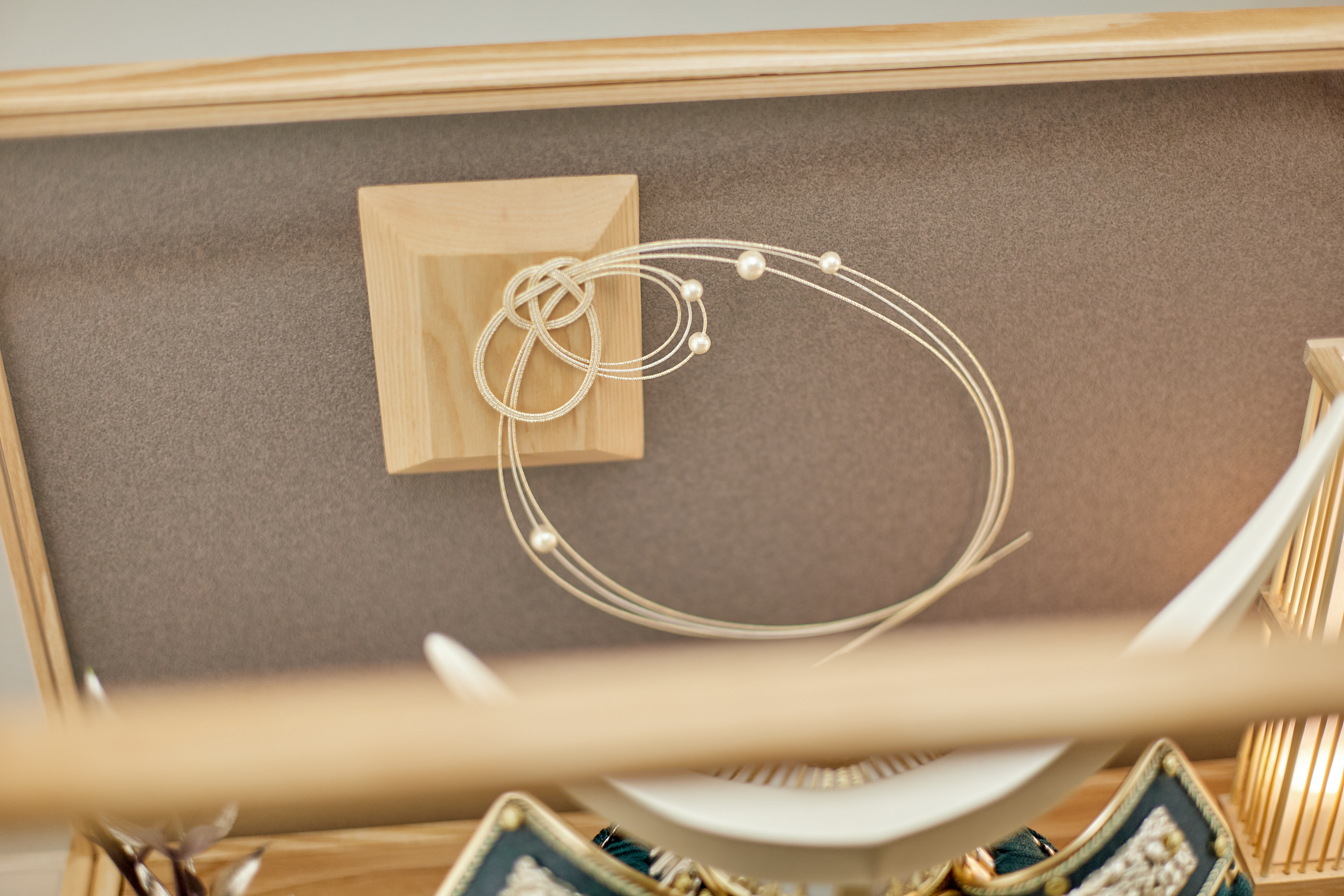 兜飾り 8号伊達兜ケース飾り 五月人形 茨城県ひたちなか市 節句人形専門店 人形の桜井 水戸市 那珂市 東海村 日立市 常陸太田市 常陸大宮市 大洗町 茨城町 笠間市 城里町