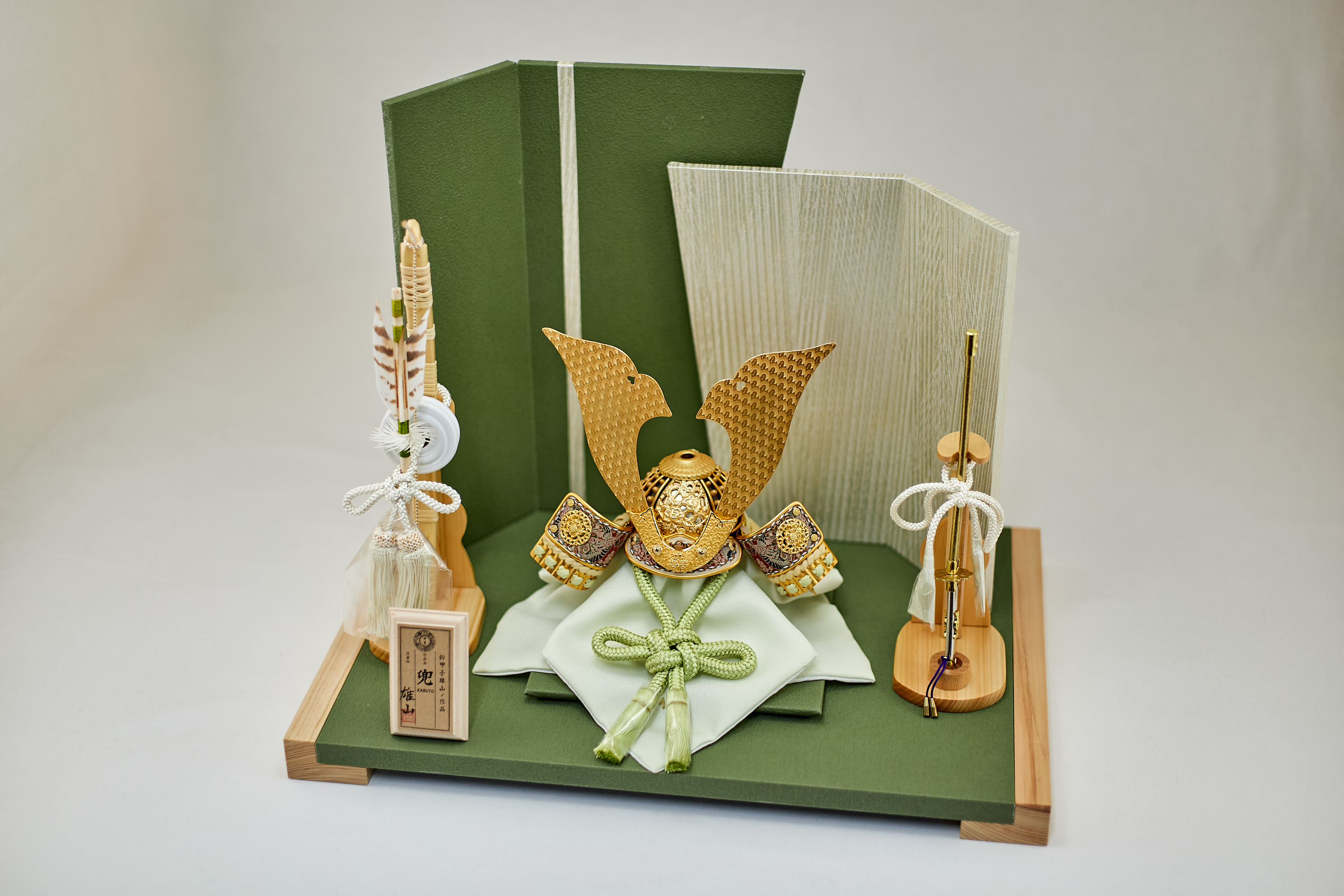 兜飾り 天賦之兜 葵 五月人形 茨城県ひたちなか市 節句人形専門店 人形の桜井 水戸市 那珂市 東海村 日立市 常陸太田市 常陸大宮市 大洗町 茨城町 笠間市 城里町