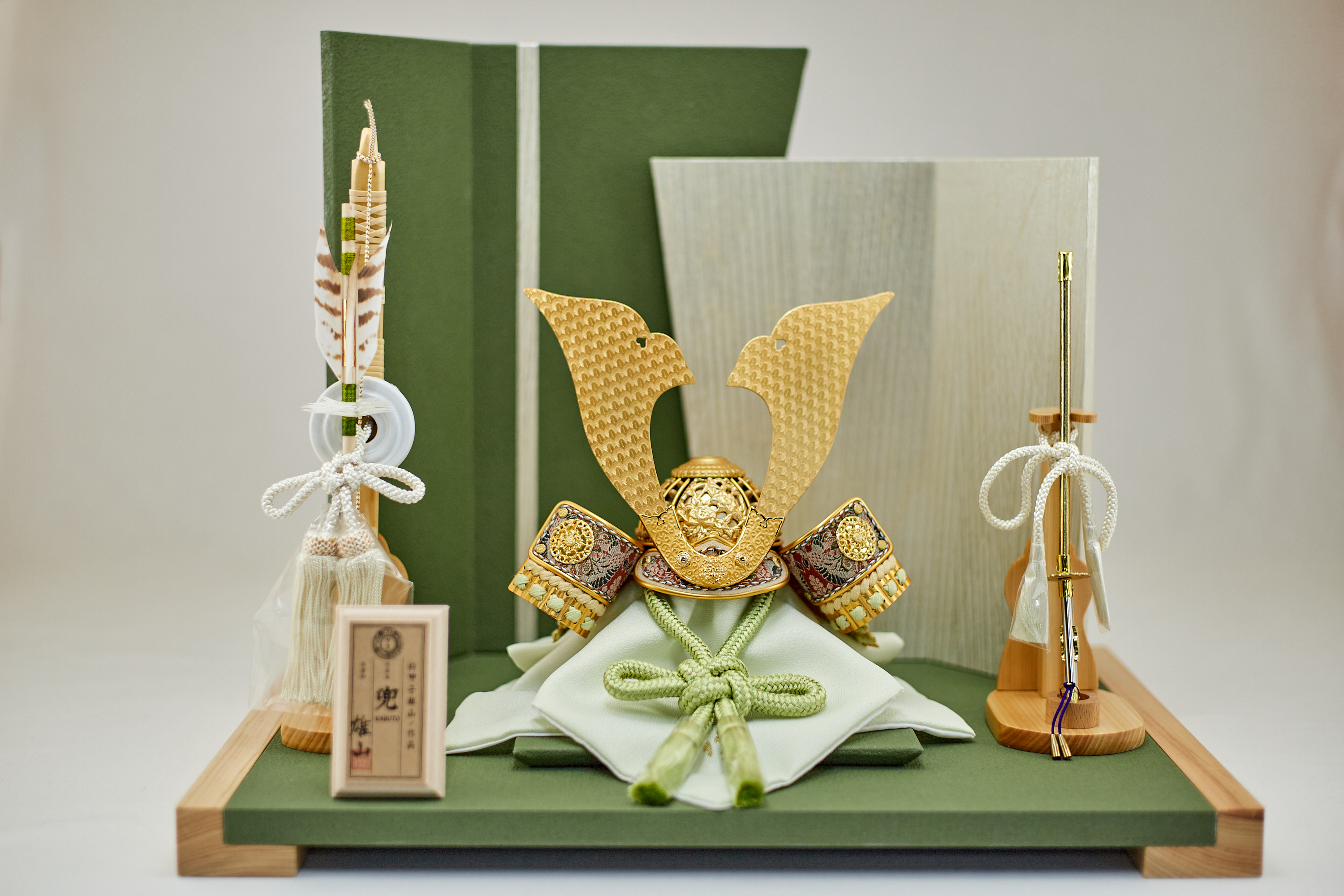 兜飾り 天賦之兜 葵 五月人形 茨城県ひたちなか市 節句人形専門店 人形の桜井 水戸市 那珂市 東海村 日立市 常陸太田市 常陸大宮市 大洗町 茨城町 笠間市 城里町