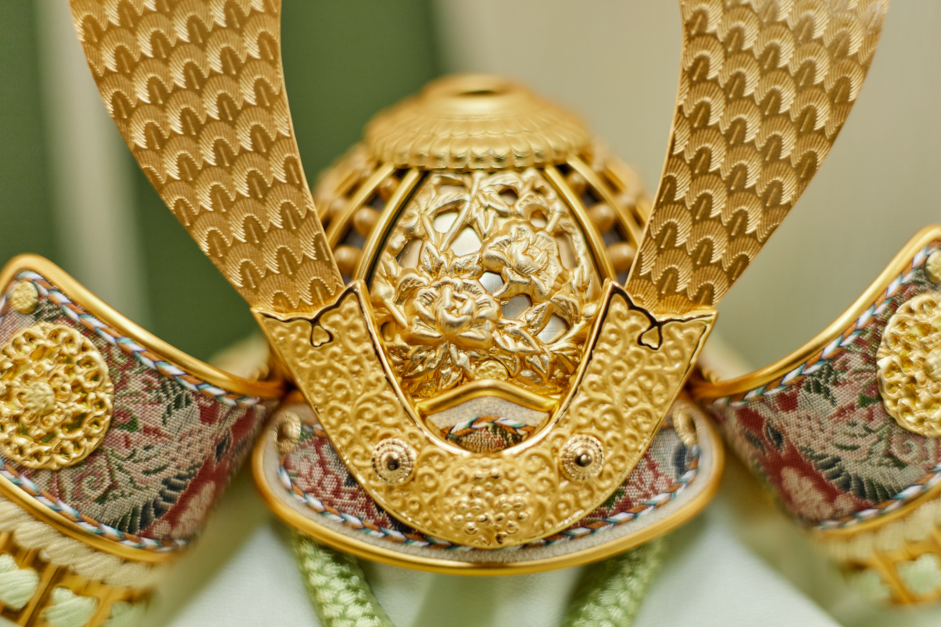 兜飾り 天賦之兜 葵 五月人形 茨城県ひたちなか市 節句人形専門店 人形の桜井 水戸市 那珂市 東海村 日立市 常陸太田市 常陸大宮市 大洗町 茨城町 笠間市 城里町