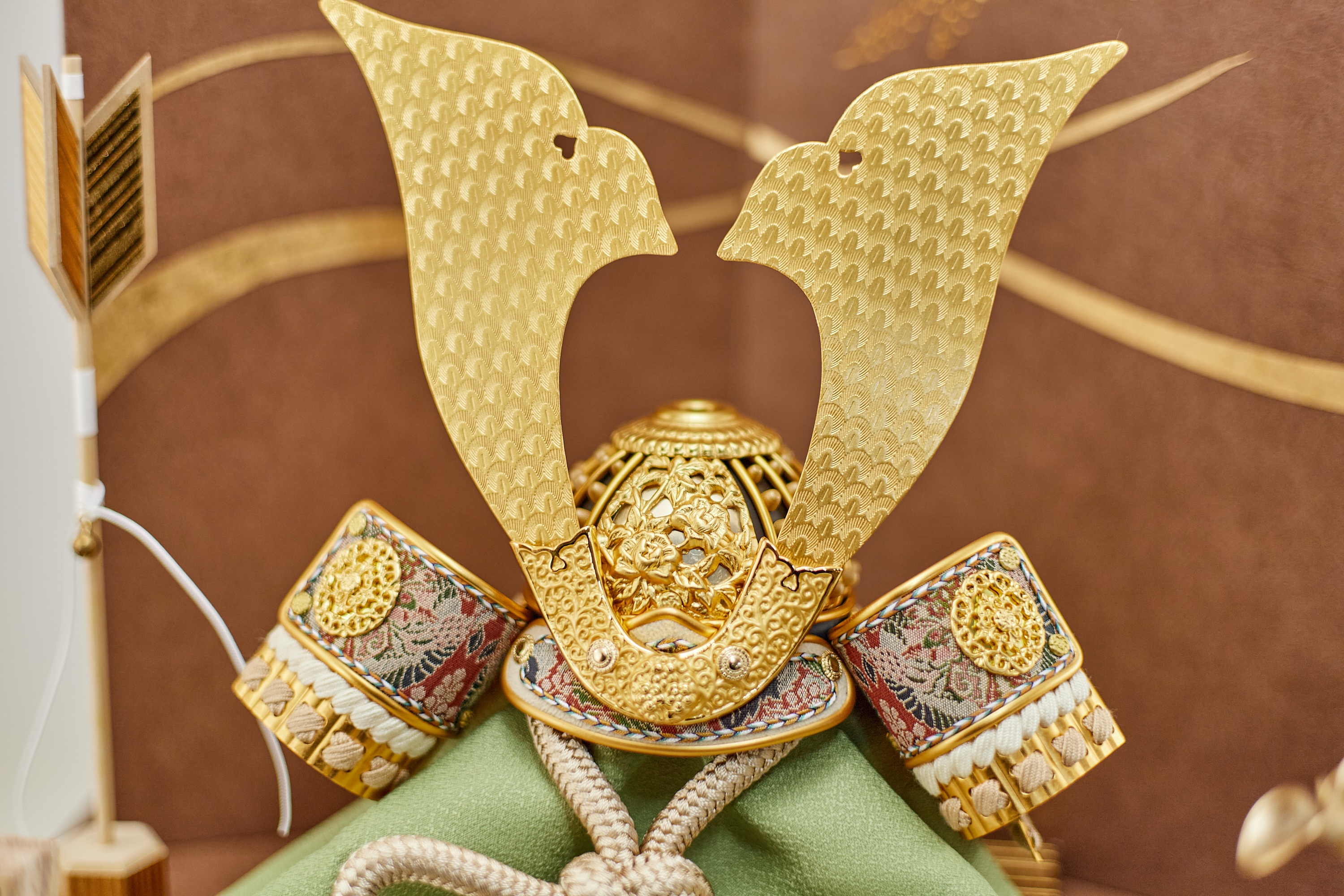 兜飾り 兜収納飾り 天賦之兜 大地 五月人形 茨城県ひたちなか市 節句人形専門店 人形の桜井 水戸市 那珂市 東海村 日立市 常陸太田市 常陸大宮市 大洗町 茨城町 笠間市 城里町