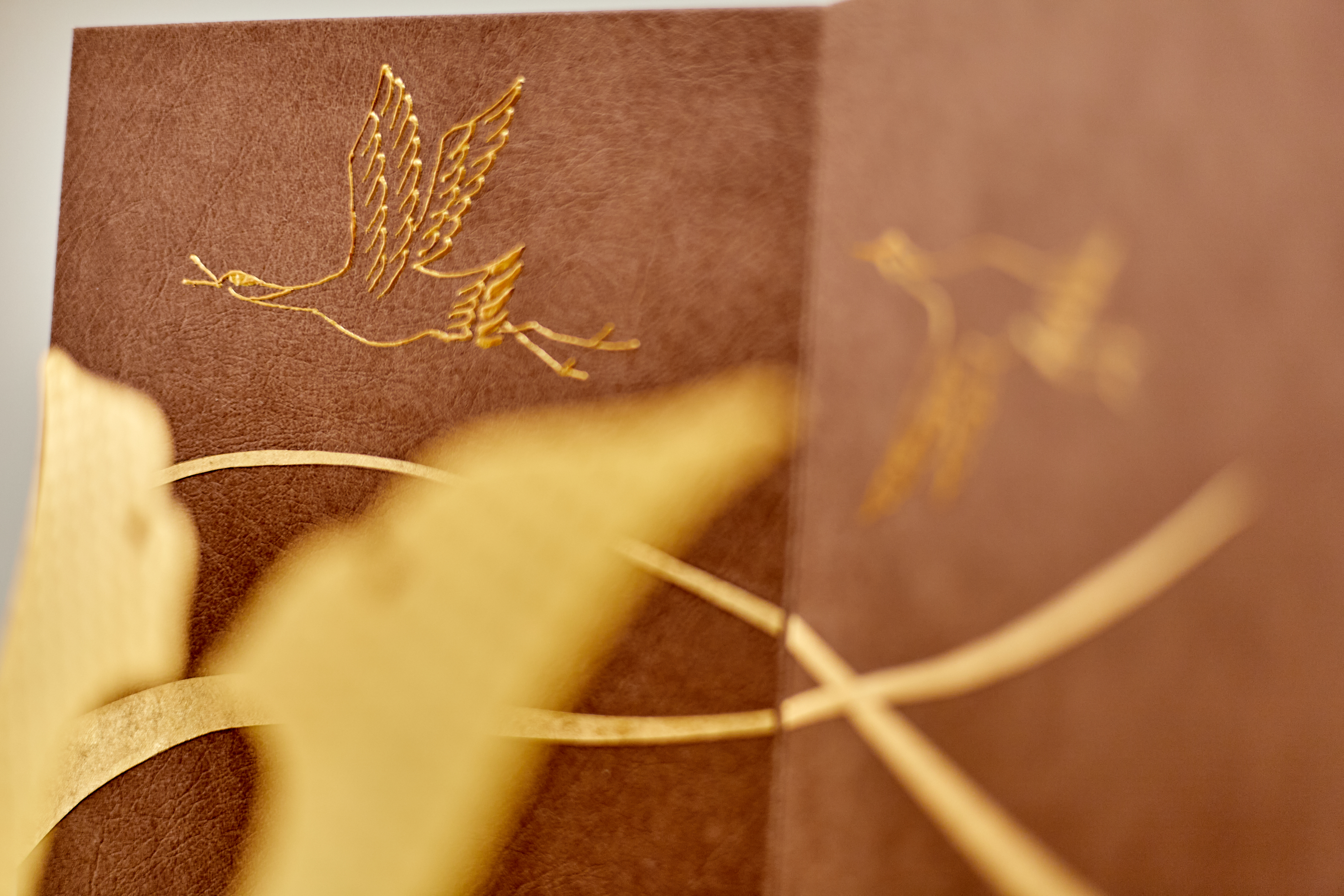 兜飾り 兜収納飾り 天賦之兜 大地 五月人形 茨城県ひたちなか市 節句人形専門店 人形の桜井 水戸市 那珂市 東海村 日立市 常陸太田市 常陸大宮市 大洗町 茨城町 笠間市 城里町