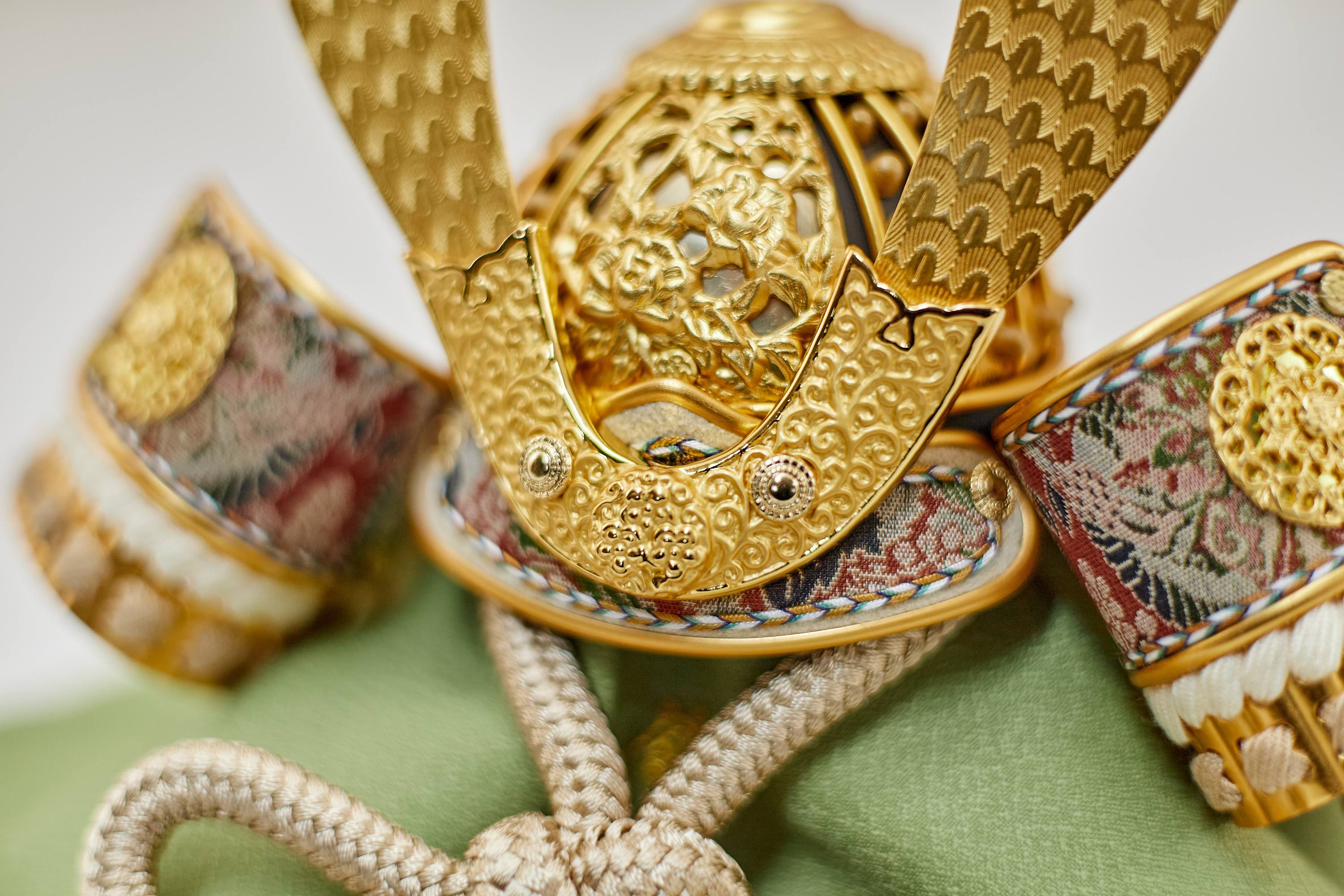 兜飾り 兜収納飾り 天賦之兜 大地 五月人形 茨城県ひたちなか市 節句人形専門店 人形の桜井 水戸市 那珂市 東海村 日立市 常陸太田市 常陸大宮市 大洗町 茨城町 笠間市 城里町