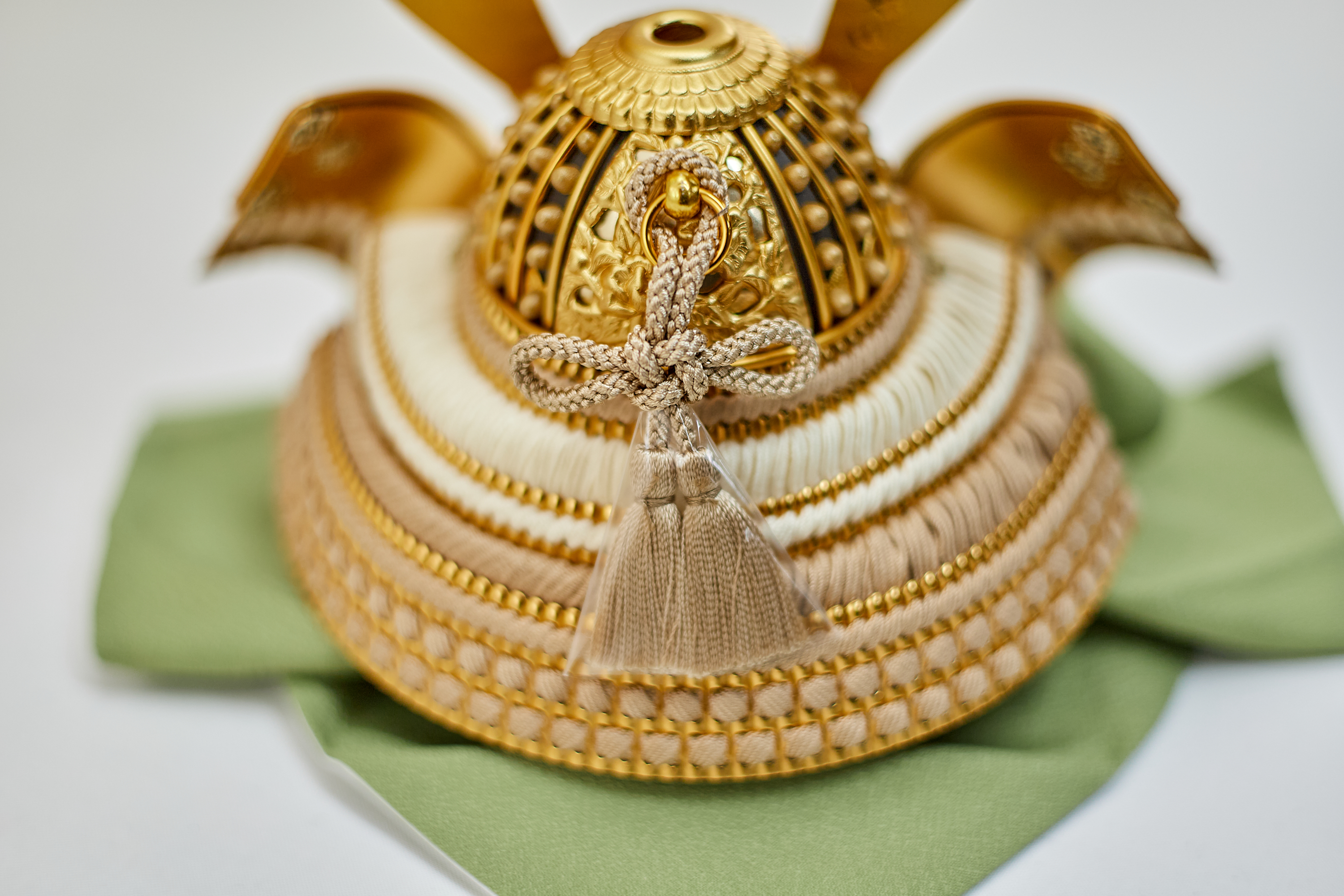 兜飾り 兜収納飾り 天賦之兜 大地 五月人形 茨城県ひたちなか市 節句人形専門店 人形の桜井 水戸市 那珂市 東海村 日立市 常陸太田市 常陸大宮市 大洗町 茨城町 笠間市 城里町