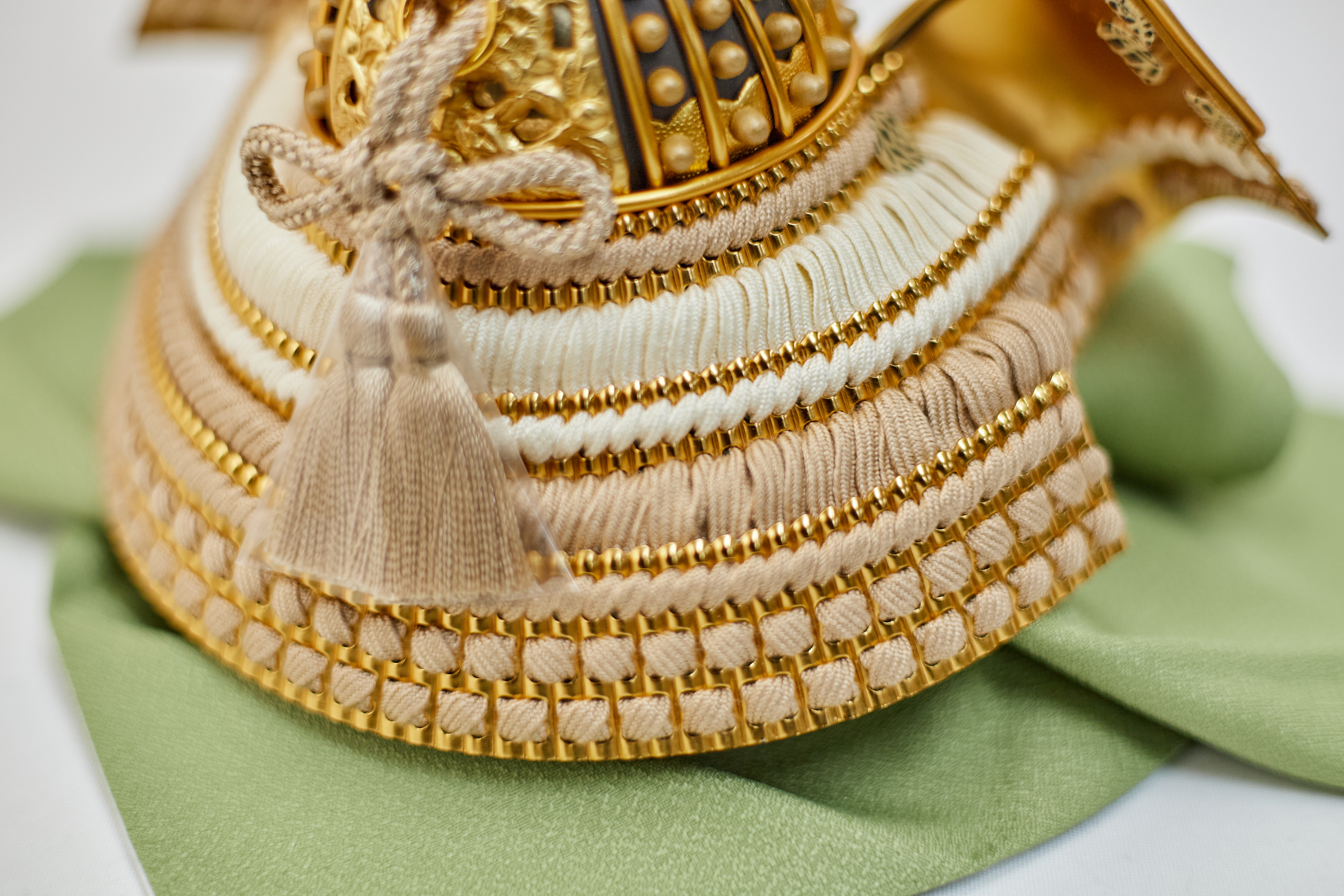 兜飾り 兜収納飾り 天賦之兜 大地 五月人形 茨城県ひたちなか市 節句人形専門店 人形の桜井 水戸市 那珂市 東海村 日立市 常陸太田市 常陸大宮市 大洗町 茨城町 笠間市 城里町